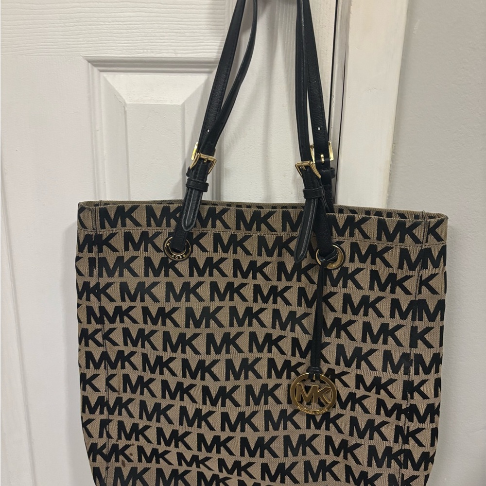 Michael Kors Black and Tan Tote Bag